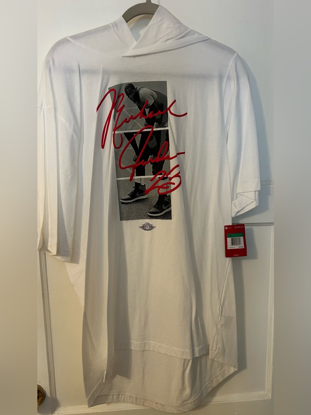 Nike Michal Jordan 23 White Short Sleeve Graphic Tee with Hoodie